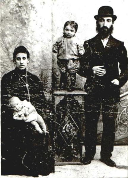 David Meyer Zelikman with his Family